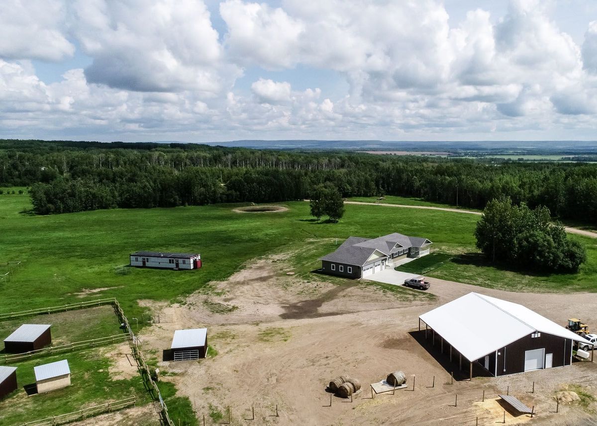 landscape-travel-noperson-grass