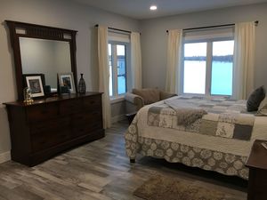 bedroom-bed-furniture-room