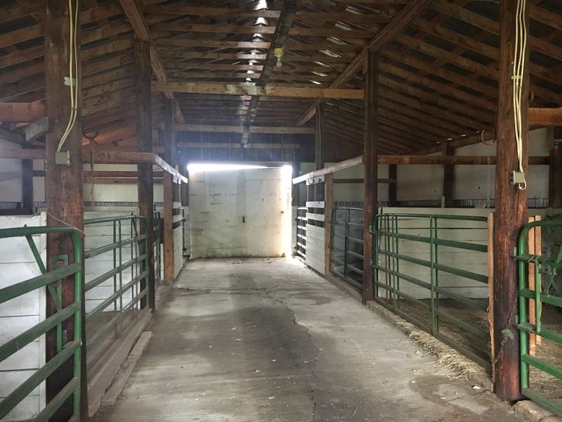 noperson-abandoned-indoors-building