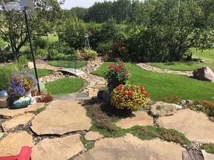 flower-garden-noperson-tree