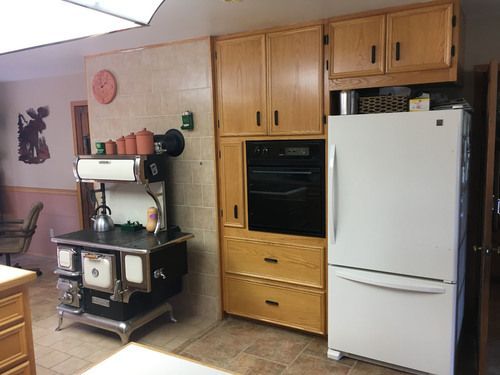stove-oven-family-refrigerator